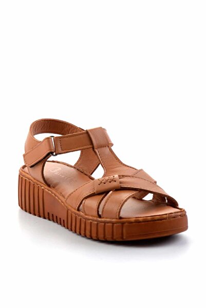 Bambi Dámské sandály z pravé kůže Tan K 05763091803