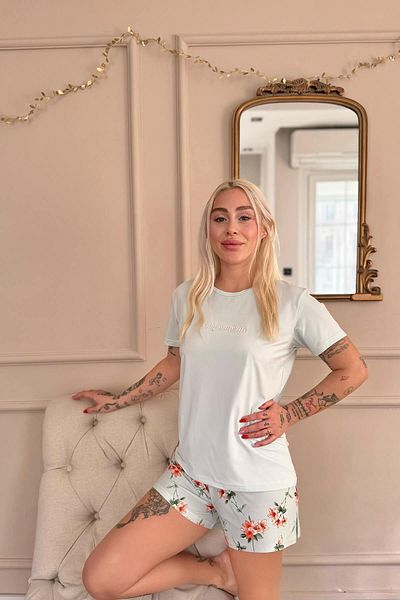 Pijamaevi Water Green Spring Is My Life Patterned Short Sleeve Shorts Knitted Women's Pajamas Set