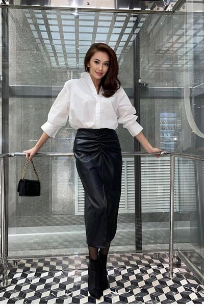 modaserdem Black Gather Detailed Leather Skirt