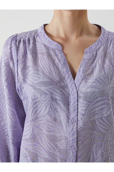 LC Waikiki Γυναικεία μπλούζα με κεντητό γιακά