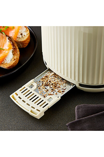 Geepas Fluted Bread Toaster 2 Slice Slot 1000 W| 6 Adjustable Browning Control and Removable Crumb Tray