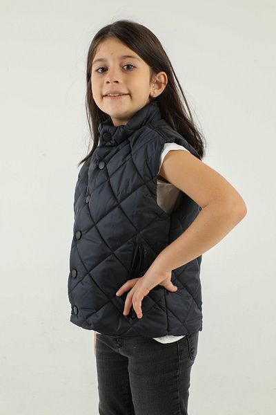 Black One Stand Collar Diamond Pattern Detailed Vest