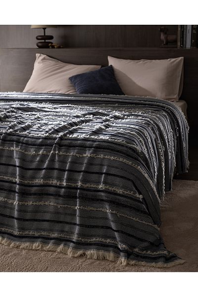 Madame Coco Indigo Duo Montjalin Bedspread