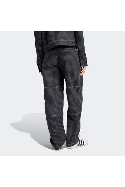 adidas Pantaloni de damă cu imprimeu allover, blugi (JJ3140)