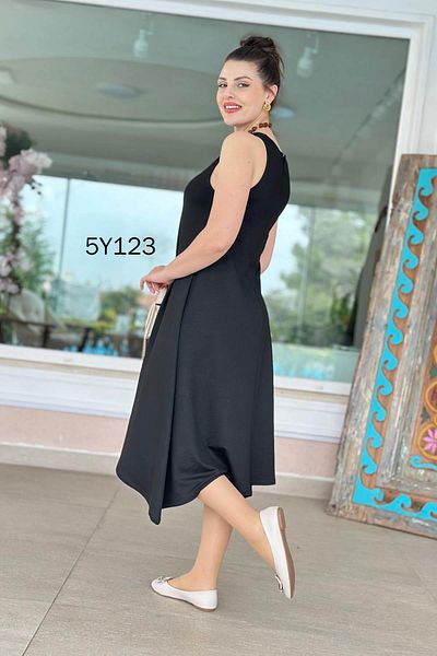 İnce Topuk Asymmetrical Cut Crystal Dress 5Y123