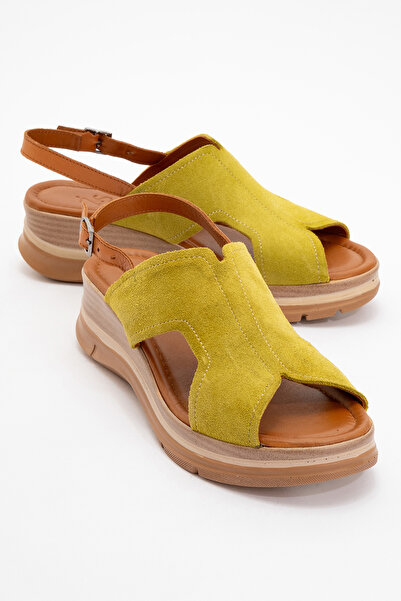 Zeynep Sıradağlı Seremy Kaplama Hakiki Deri Sandalet Fıstık Yeşil Süet-Taba