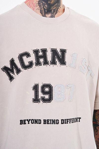 Machinist Tricou brodat oversize bej pentru bărbați - Design cu pete lavabil