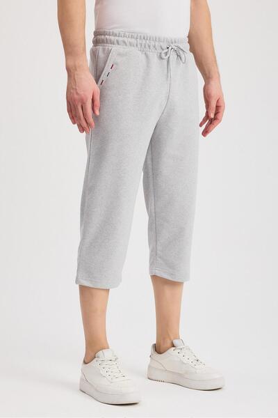 COMEOR Erkek Yanları Cepli Gri Bermuda Diz Altı Kapri Beli Ayarlanabilir Lastikli Uzun Şort