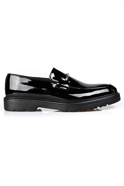 maximoda Pantofi clasici pentru bărbați din piele lăcuită și negru mat