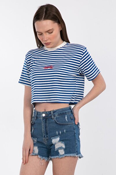 BARRELS AND OIL تي شيرت قصير مطرز بالنص - أبيض/أزرق