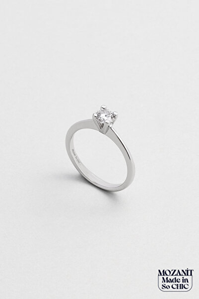 So CHIC... Mozanit Işığı 18 Ayar Beyaz Altın Kaplama Gümüş Tektaş Yüzük