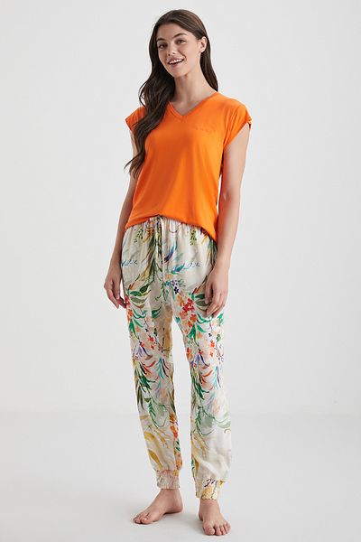 Catherine's Soft textured pajama set