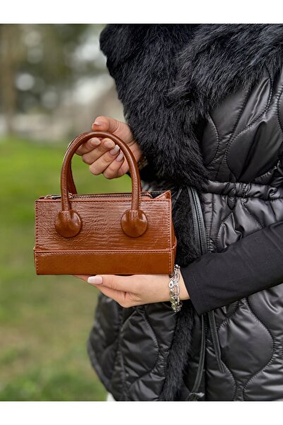 DEV 3 ADAM Geantă de umăr și crossbody model Taba Box, elegantă și elegantă pentru femei