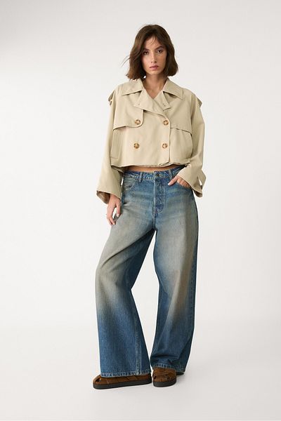 Stradivarius Flowing cropped trench coat