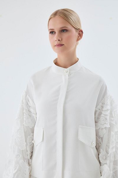 Zühre Ecru Double Suit with Lace Detail 1506