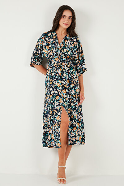 Lela Сукня міді з V-подібним вирізом з візерунком ELBISE 67810573