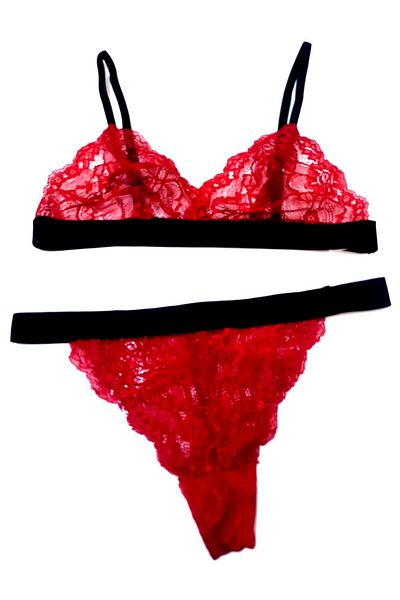 DEEP SECRET Red Full Lace Bralette Set