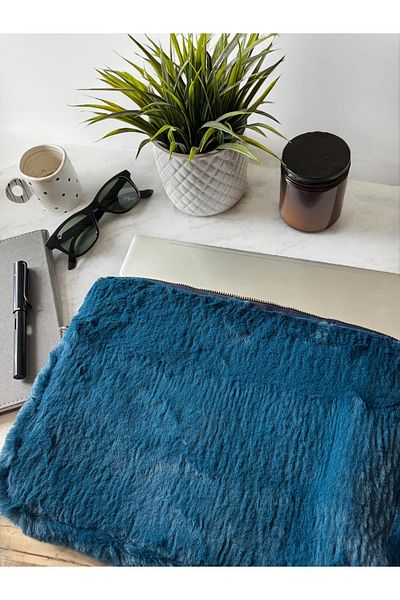 PLUSH STUDIO Geantă de pluș pentru laptop Macbook 13-13,3-14 inchi, albastru închis 36x26cm
