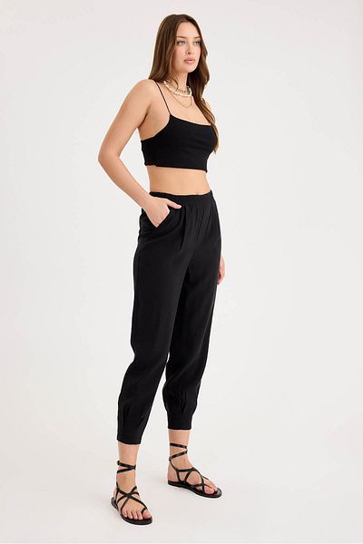 Vitrin Pleated Carrot Cut Modal Trousers