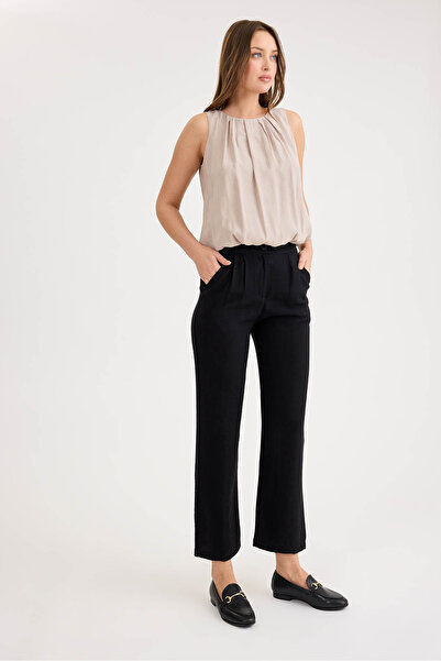 Vitrin High Waist Pleated Trousers