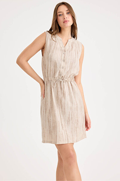 Vitrin Φόρεμα με μοτίβο με κουμπιά μπροστά και δεμένη μέση