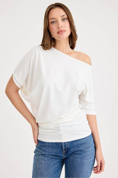 Vitrin Boat Neck Short Sleeve Modal Blouse