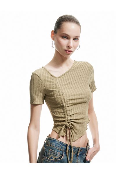 Koton Crew Neck Short Sleeve Gathered Textured Blouse Wrinkle