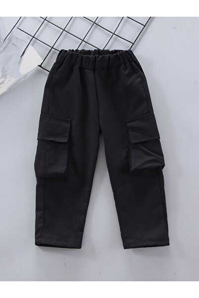 shop Pantaloni stilați pentru băieți cu detalii buzunare cargo