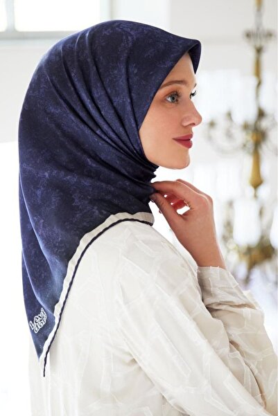 Levidor Bulut Desen Klasik Işıltılı Kristal Eşarp