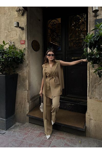 gmbutikk Belted Blazer Vest and Trousers Two Piece Set