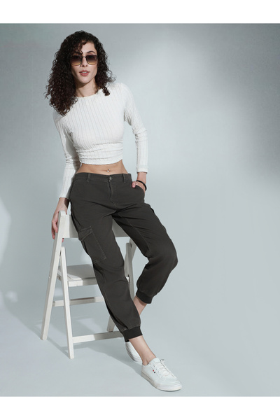 High Star By Styli Mid Rise Regular Fit Trousers with Cargo Pockets