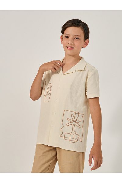 Styli Embroidered Detail Cotton Short Sleeve Shirt