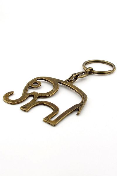 Solfera Elephant Shaped Blessings Fortune Luck Antique Yellow Bronze Metal Key Chain Kc241