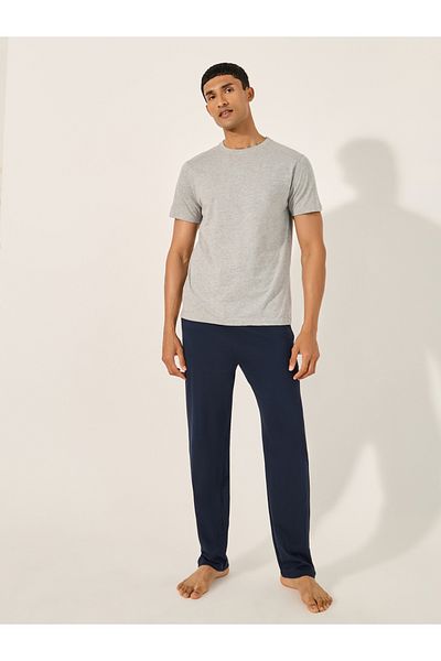 Styli Solid Crew Neck T-Shirt and Printed Waistband Pyjama Set