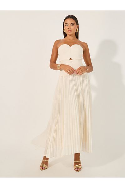 Styli Plain Pleated Sleeveless A-Line Maxi Dress
