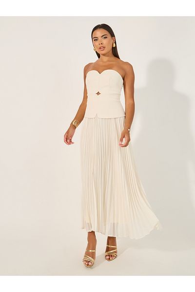 Styli Plain Pleated Sleeveless A-Line Maxi Dress