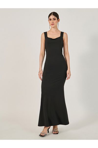 Styli Plain Sleeveless Mermaid Maxi Dress with Bow Detail