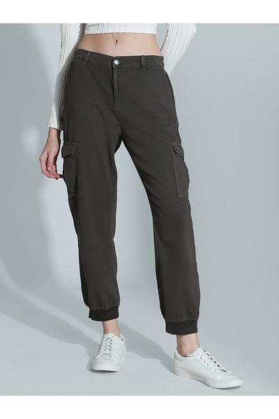 High Star By Styli Mid Rise Regular Fit Trousers with Cargo Pockets