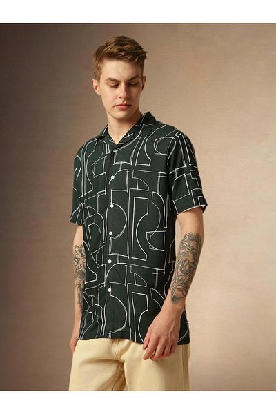 Dennis Lingo By Styli Printed Spread Collar Short Sleeves Shirt