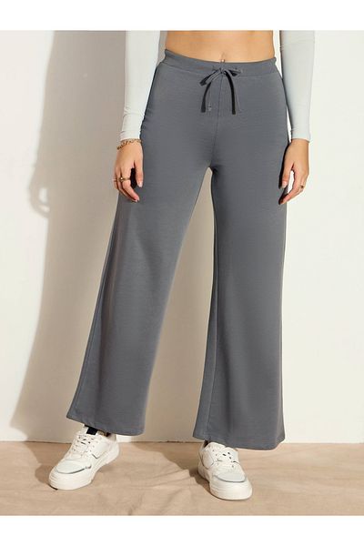 Sassafras By Styli بنطال رياضي تيري متوسط الارتفاع وواسع الساق