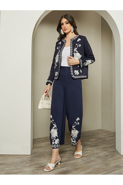 Styli Embroidered Hem Mid Rise Ankle Wide Leg Pants