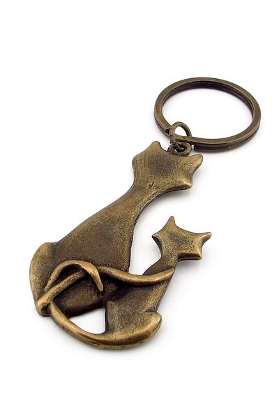 Solfera Yellow Bronze Metal Keychain Mother and Child Family Statuette Love Ancient Kc237