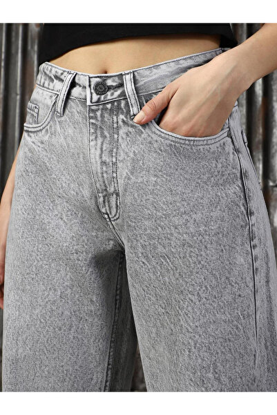 High Star By Styli High Rise Mid Wash Straight Jeans