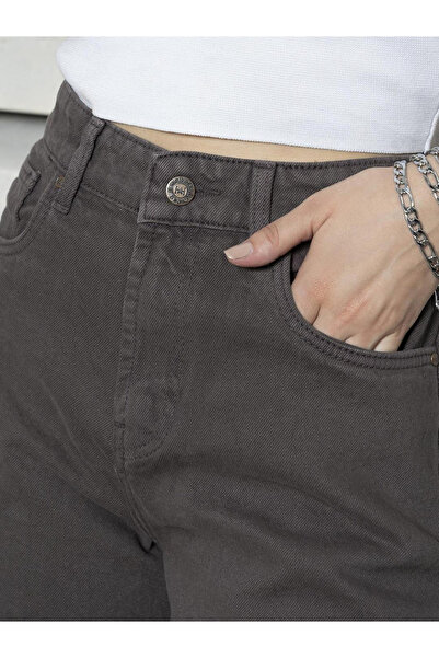 High Star By Styli Plain High Rise Shorts with Belt Loops