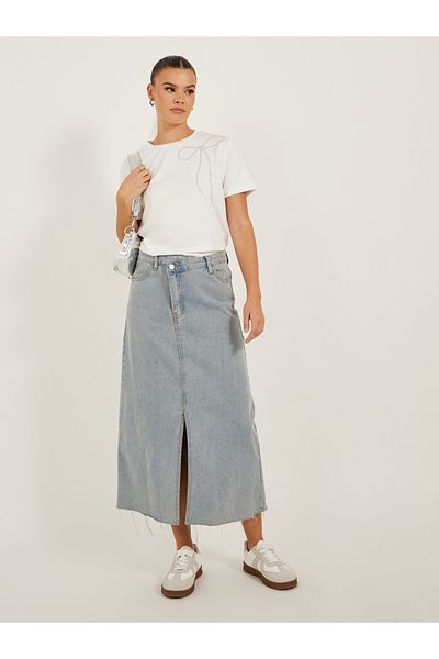 Styli Bow Embellished Detail Regular Fit T-Shirt