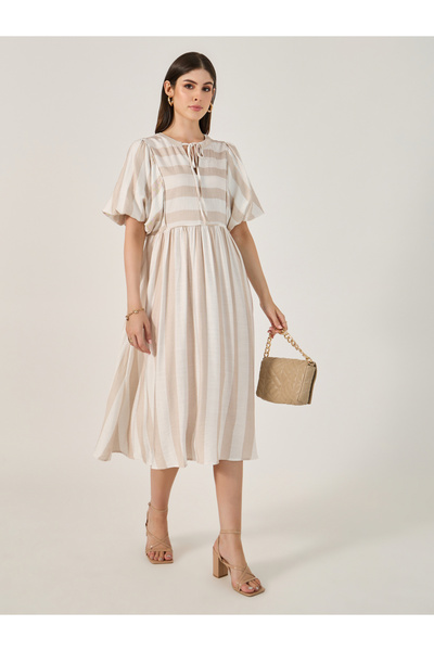 Styli فستان ميدي مخطط بأكمام منفوخة وقصة A