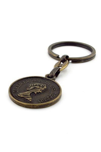 Solfera British Coin-Shaped Uk Queen Elizabeth Bronze Metal Keychain Kc233