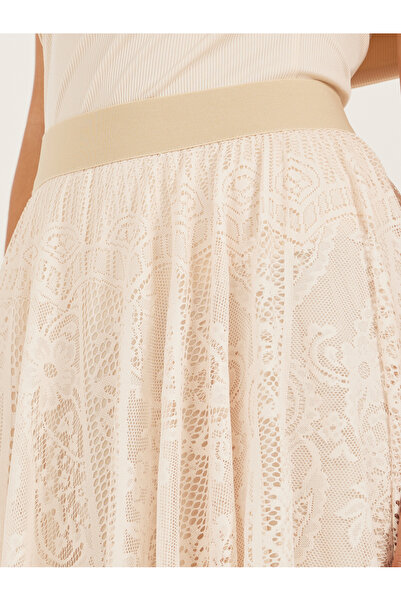 Styli Solid Asymmetric Hem Lace A-Line Midi Skirt