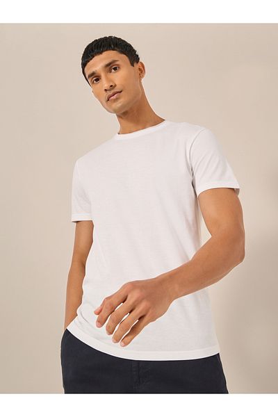 Styli Raw Edge Crew Neck Regular Fit T-Shirt