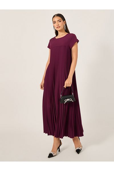 Styli Pleated Short Sleeves Shift Maxi Dress